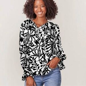 NWT TUCKER Juliette Black and White Figi Floral Print Silk Charmeuse‎ Top Medium